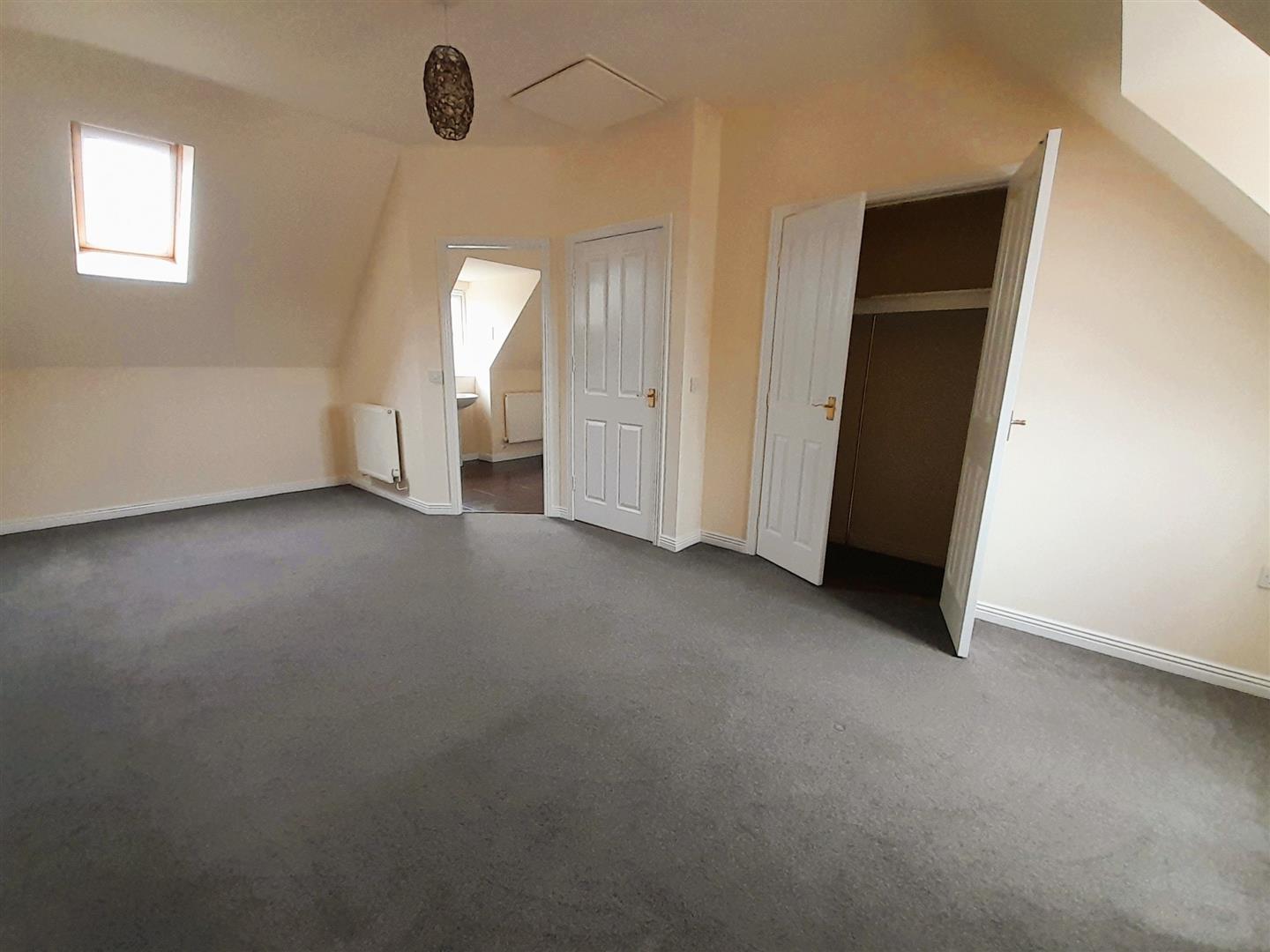 Porth Y Gar, Llanelli, SA14 9TJ